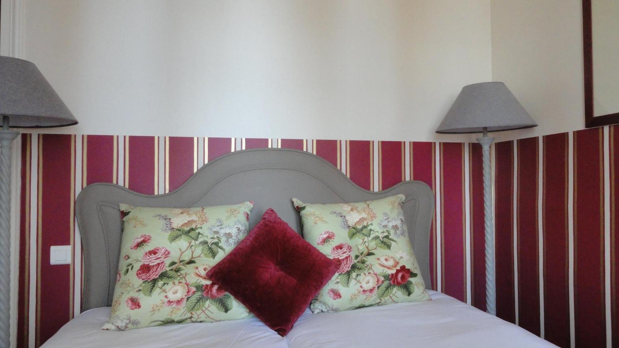 דינאר Hotel Villa Reine Hortense חדר תמונה