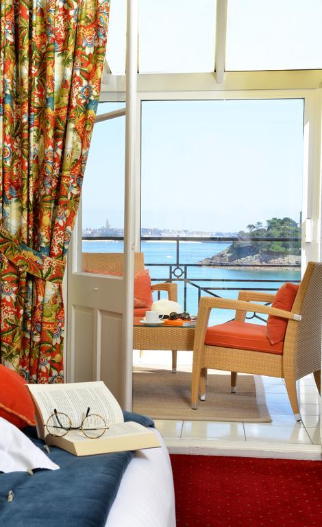 דינאר Hotel Villa Reine Hortense מראה חיצוני תמונה
