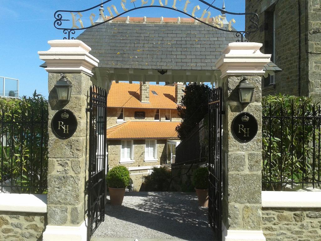 דינאר Hotel Villa Reine Hortense מראה חיצוני תמונה